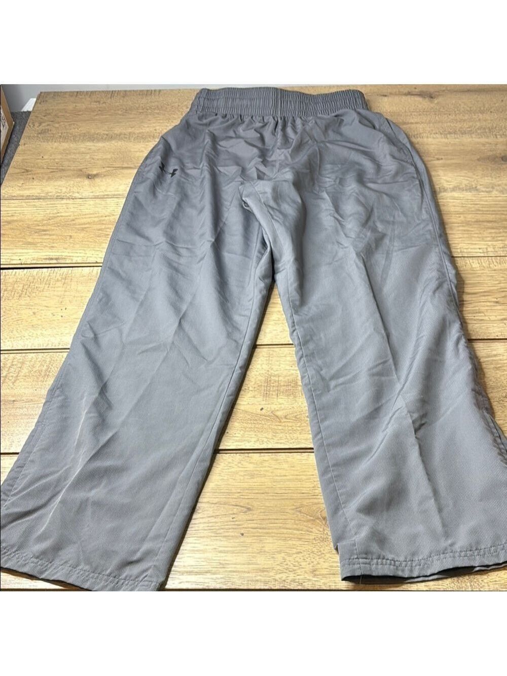 Men's Under Armour Woven Vital Workout Pants Size Medium